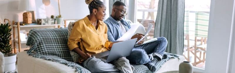 Couple searching for a sperm donor online Couple searching for a sperm donor online