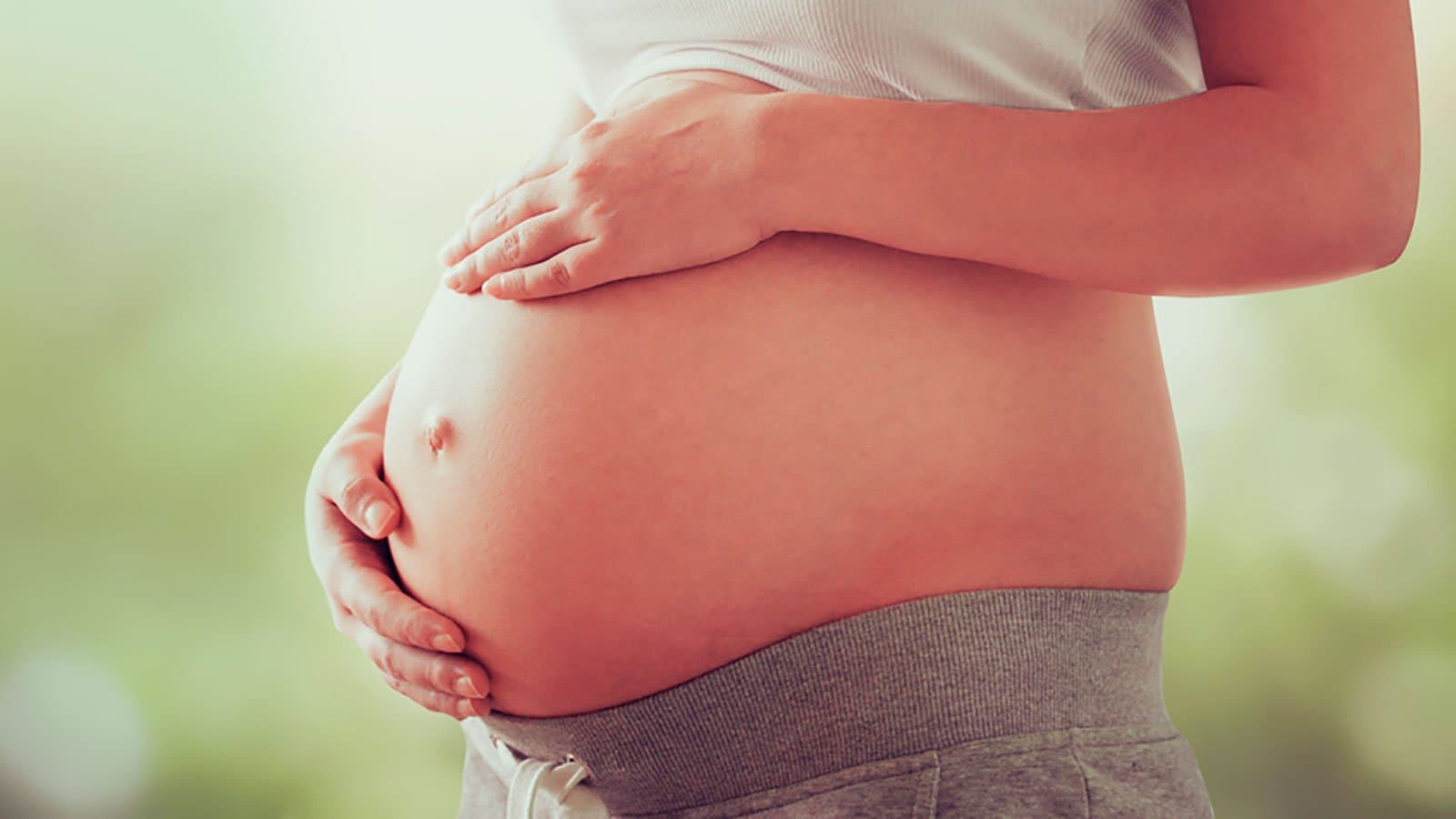 Surrogacy through the use of donor sperm or eggs | Cryos