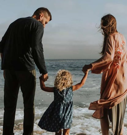 Parents with donor-conceived child from Cryos egg donor Parents with donor-conceived child from Cryos egg donor