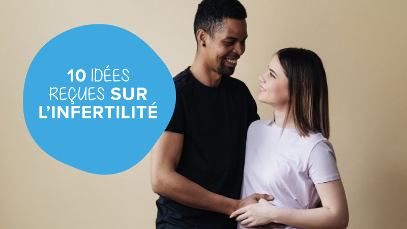 Un couple recevant des explications sur les idées reçues concernant l’infertilité