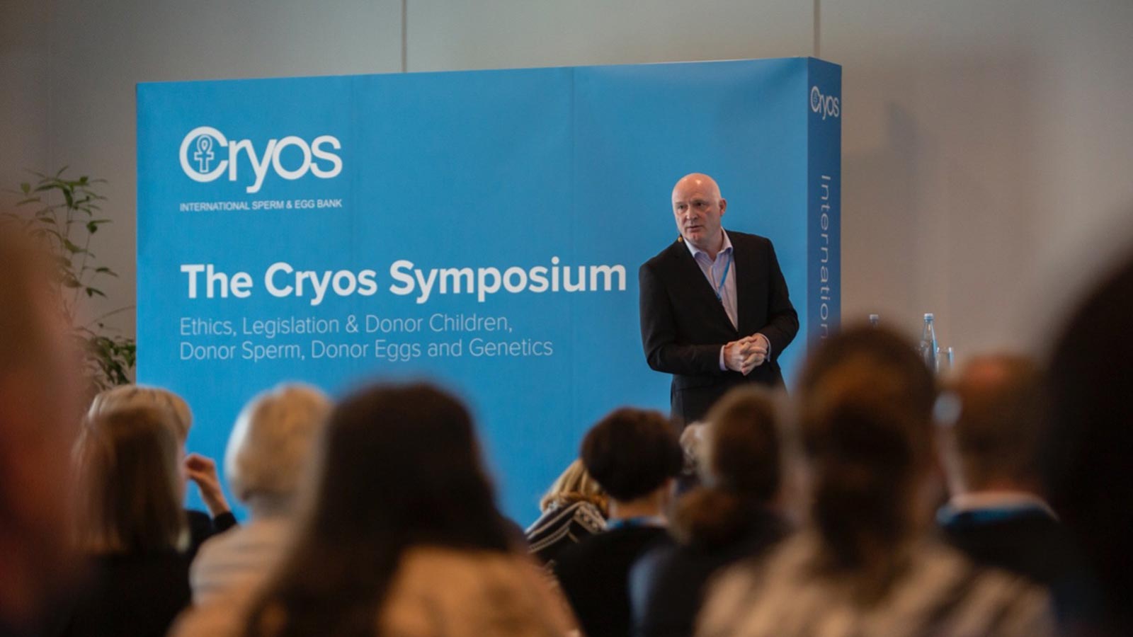 Allan Pacey speaking at The Cryos Symposium 