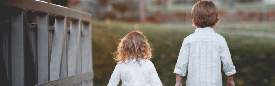 Two donor-conceived children that are siblings