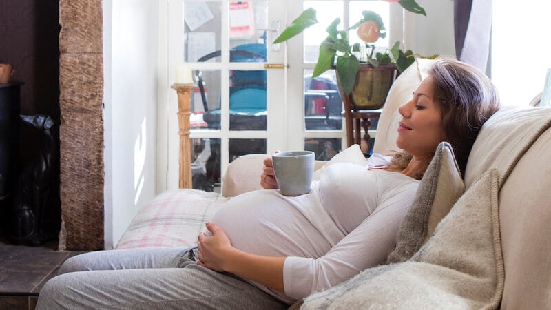 Trinken Sie in der Schwangerschaft höchstens drei Tassen Kaffee am Tag 