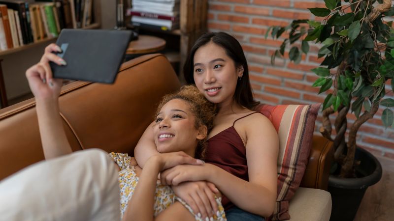 Lesbian couple looking for a sperm donor